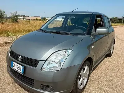 Usata Suzuki Swift 92 CV (67 kW) 2006 Grigio Utilitaria
