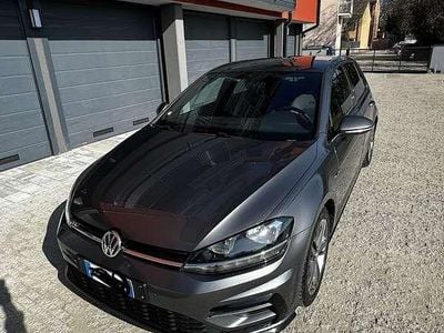 Usata VW Golf VII Sportline 116 CV (85 kW) 2019 Grigio Berlina