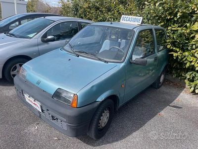 Usata Fiat Cinquecento 54 CV (39 kW) 1998 Rosso Utilitaria