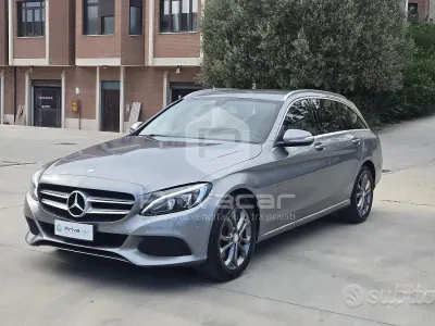 Usata Mercedes C250 204 CV (150 kW) 2015 Grigio Station wagon