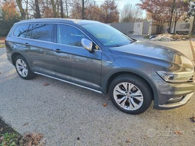 VW Passat Alltrack