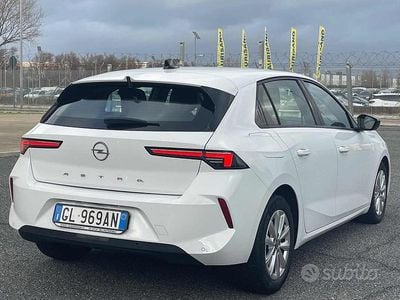 Usata Opel Astra Edition 131 CV (96 kW) 2022 Bianco Berlina