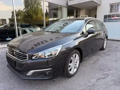 Usata Peugeot 508 Allure 120 CV (88 kW) 2017 Blu Station wagon