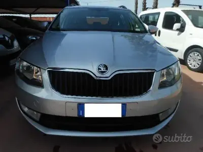 Usata Skoda Octavia 110 CV (80 kW) 2016 Grigio Station wagon