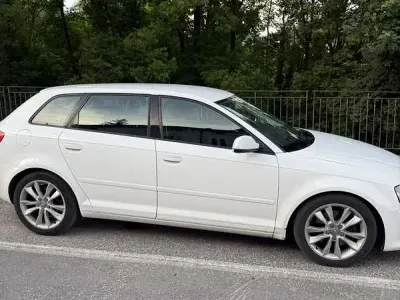 Usata Audi A3 Sportback Ambiente 140 CV (102 kW) 2012 Utilitaria