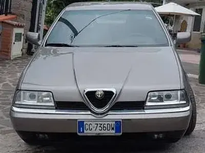 Usata Alfa Romeo 164 201 CV (147 kW) 1993 Beige Berlina