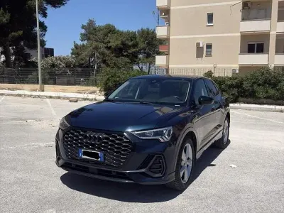 Usata Audi Q3 Sportback Advanced 150 CV (110 kW) 2019 Blu SUV