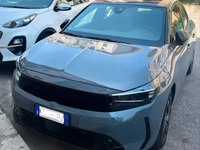 Usata Opel Corsa S 75 CV (55 kW) 2024 Grigio Utilitaria