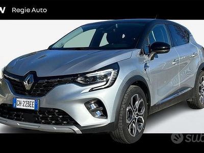 Usata Renault Captur Intens 145 CV (106 kW) 2022 Grigio SUV