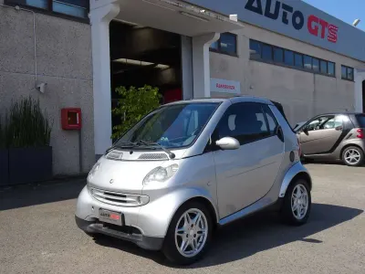 Usata Smart ForTwo Cabrio Passion 61 CV (44 kW) 2004 Argento Cabrio