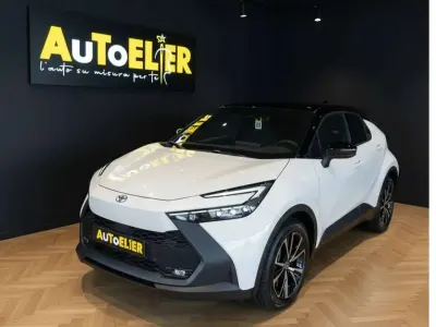 Nuova Toyota C-HR Trend 140 CV (102 kW) 2026 Bicolore SUV