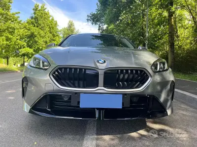 Nuova BMW 118 Sport Line 150 CV (110 kW) 2026 Grigio Utilitaria