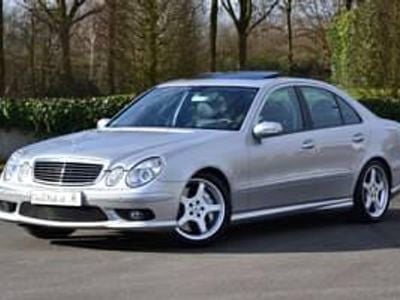Usata Mercedes E55 AMG AMG 476 CV (350 kW) 2003 Argento Berlina