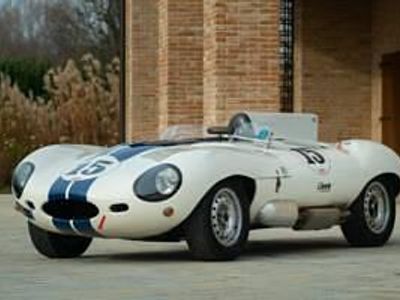 Usata Jaguar D-Type 177 CV (130 kW) 1977 Blu Cabrio