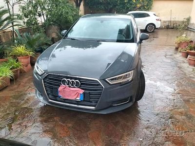 Usata Audi A3 2019 Grigio Berlina