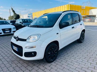 Usata Fiat Panda Lounge 84 CV (61 kW) 2013 Bianco Utilitaria