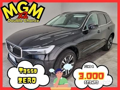 Usata Volvo XC60 Momentum 235 CV (172 kW) 2021 Nero SUV