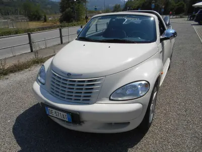 Usata Chrysler PT Cruiser 223 CV (164 kW) 2006 Bianco Cabrio