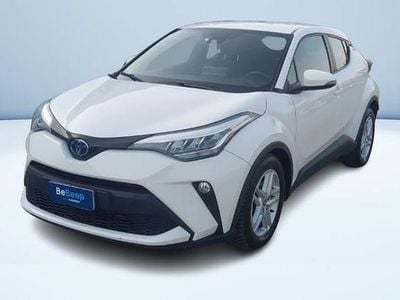 Usata Toyota C-HR Active 122 CV (89 kW) 2023 Bianco SUV