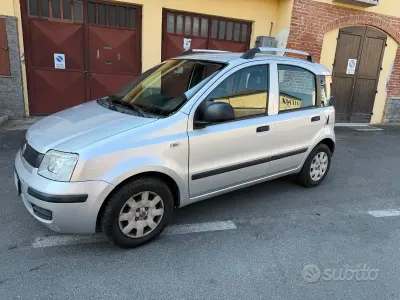 Usata Fiat Panda Emotion 69 CV (50 kW) 2012 Grigio Utilitaria