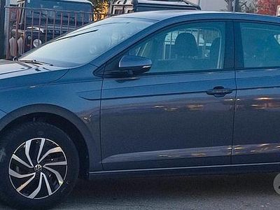 Usata VW Polo Life 95 CV (69 kW) 2023 Grigio Berlina