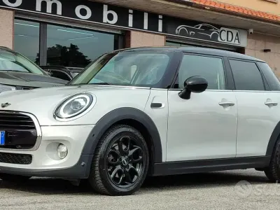 Usata Mini Cooper D Business 116 CV (85 kW) 2018 Grigio Utilitaria