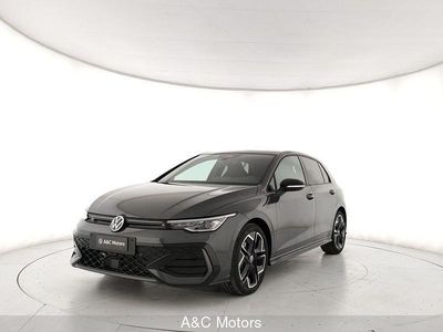 Nouvelle VW Golf VIII R-line 150 ch (110 kW) 2026 Gris Citadine