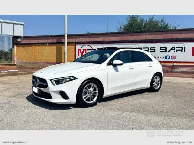 Usata Mercedes A180 116 CV (85 kW) 2019 Bianco Berlina