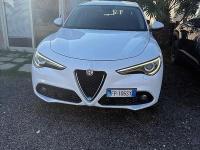 Käytetty Alfa Romeo Stelvio 180 HP (132 kW) 2018 Valkoinen Katumaasturi