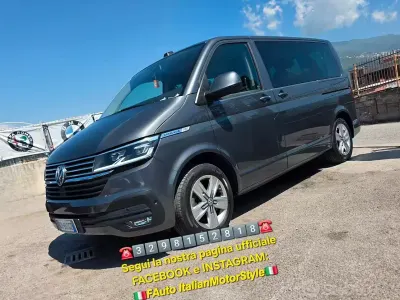 Usata VW Caravelle 199 CV (146 kW) 2020 Grigio Furgone