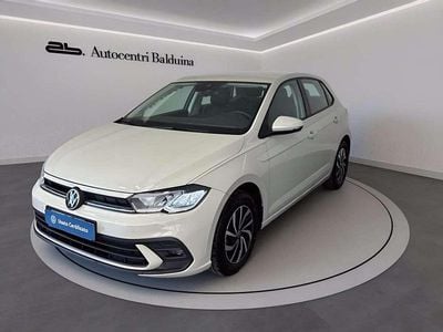 Usata VW Polo Life 95 CV (69 kW) 2023 Ascot grey Utilitaria
