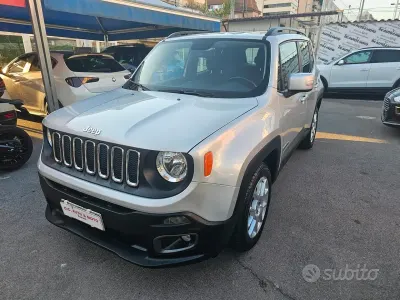 Usata Jeep Renegade 120 CV (88 kW) 2017 Grigio SUV