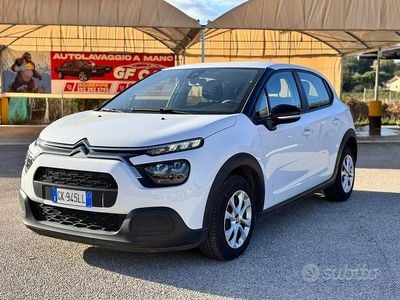 Używany Citroën C3 102 KM (75 kW) 2022 Biały Hatchback