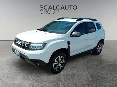 Usata Dacia Duster Journey 101 CV (74 kW) 2023 Bianco SUV