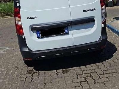 Usata Dacia Dokker Ambiance 102 CV (75 kW) 2019 Bianco Monovolume