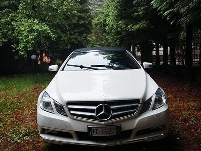 Usata Mercedes E220 2010 Bianco Cabrio