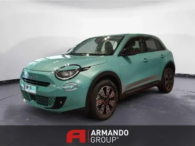 Gebraucht Fiat 600 145 PS (106 kW) 2025 Blau SUV