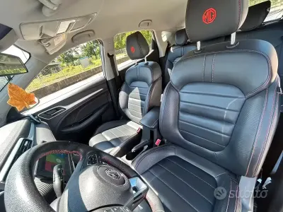 Usata MG ZS 106 CV (77 kW) 2022 Grigio SUV