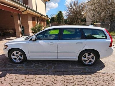 Usata Volvo V50 Plus 114 CV (83 kW) 2011 Bianco Station wagon