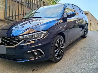 Usata Fiat Tipo Lounge 120 CV (88 kW) 2018 Blu Berlina