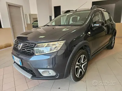 Brugt Dacia Sandero Stepway 90 HK (66 kW) 2018 Grå Sedan