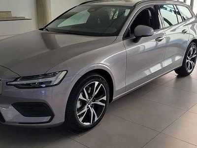 Nuova Volvo V60 Core 197 CV (144 kW) 2026 Aurora silver Station wagon