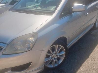 Usata Opel Zafira Cosmo 125 CV (91 kW) 2011 Grigio Monovolume