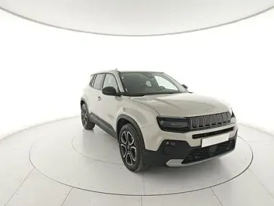 Usata Jeep Avenger Summit 101 CV (74 kW) 2025 Beige SUV