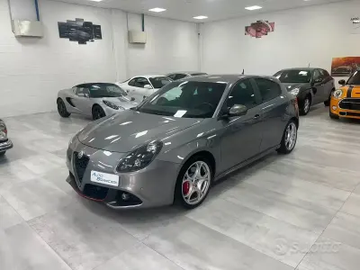 Usata Alfa Romeo Giulietta Veloce 241 CV (177 kW) 2016 Grigio Utilitaria