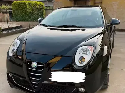 Second-hand Alfa Romeo MiTo Distinctive 105 CP (77 kW) 2011 Negru Hatchback