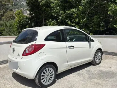 Usata Ford Ka 69 CV (50 kW) 2024 Bianco Berlina