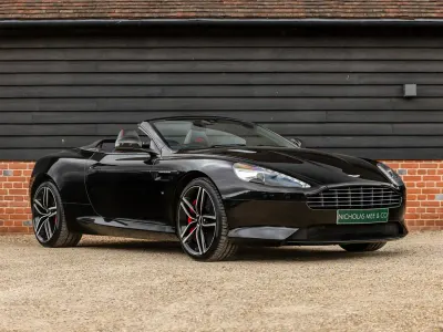 Usata Aston Martin DB9 547 CV (402 kW) 1970 Nero Cabrio