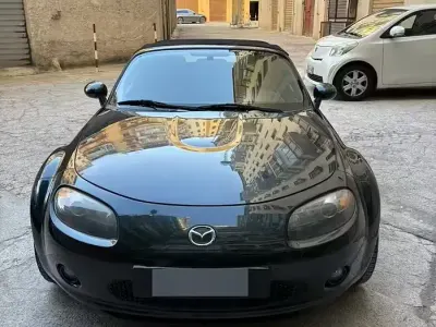 Usata Mazda MX5 126 CV (92 kW) 2006 Verde Cabrio