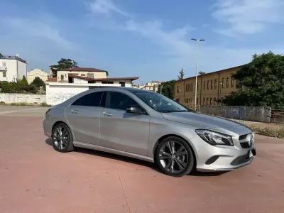 Usata Mercedes CLA200 136 CV (100 kW) 2018 Berlina